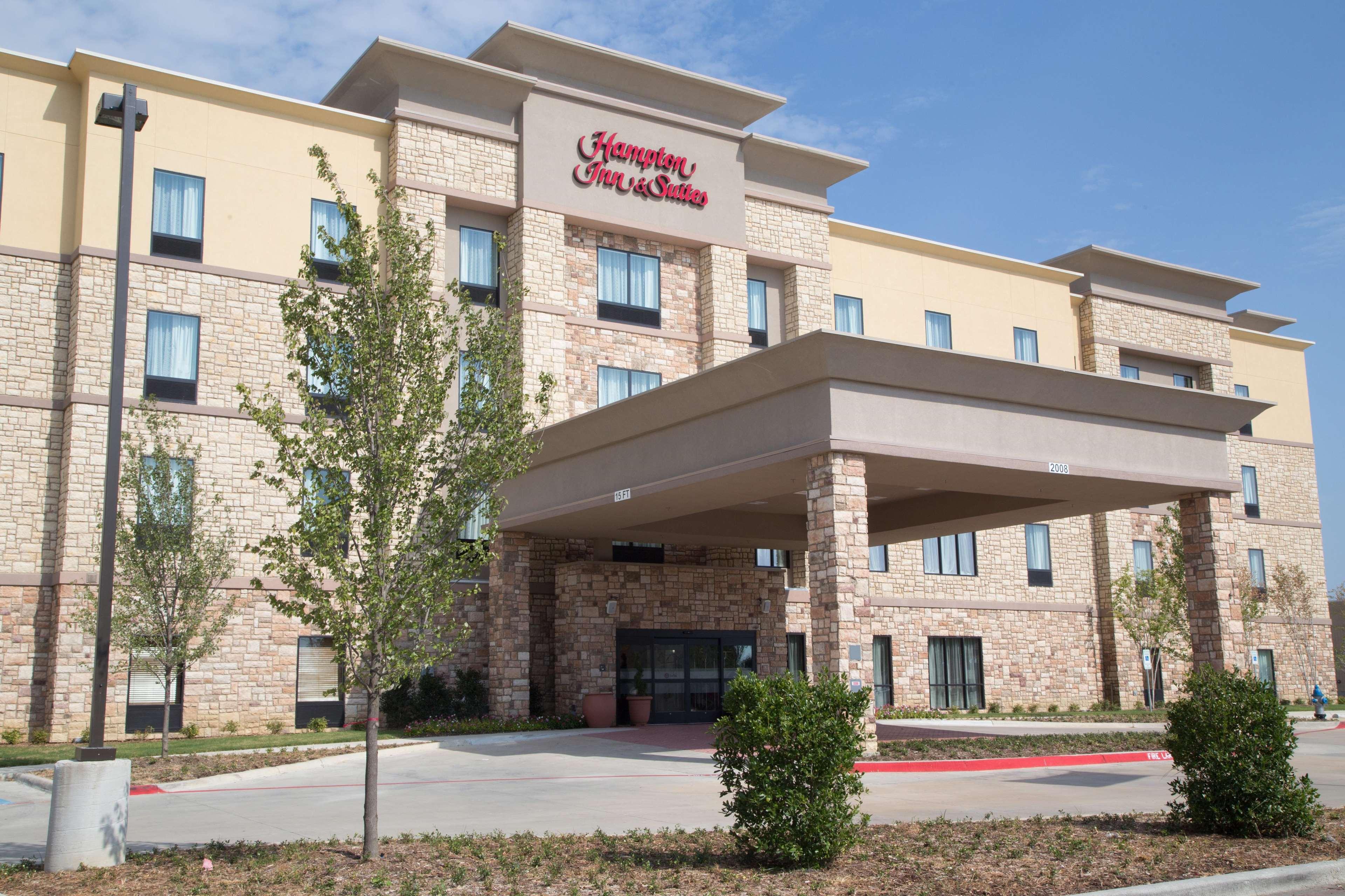 Hampton And By Hilton
