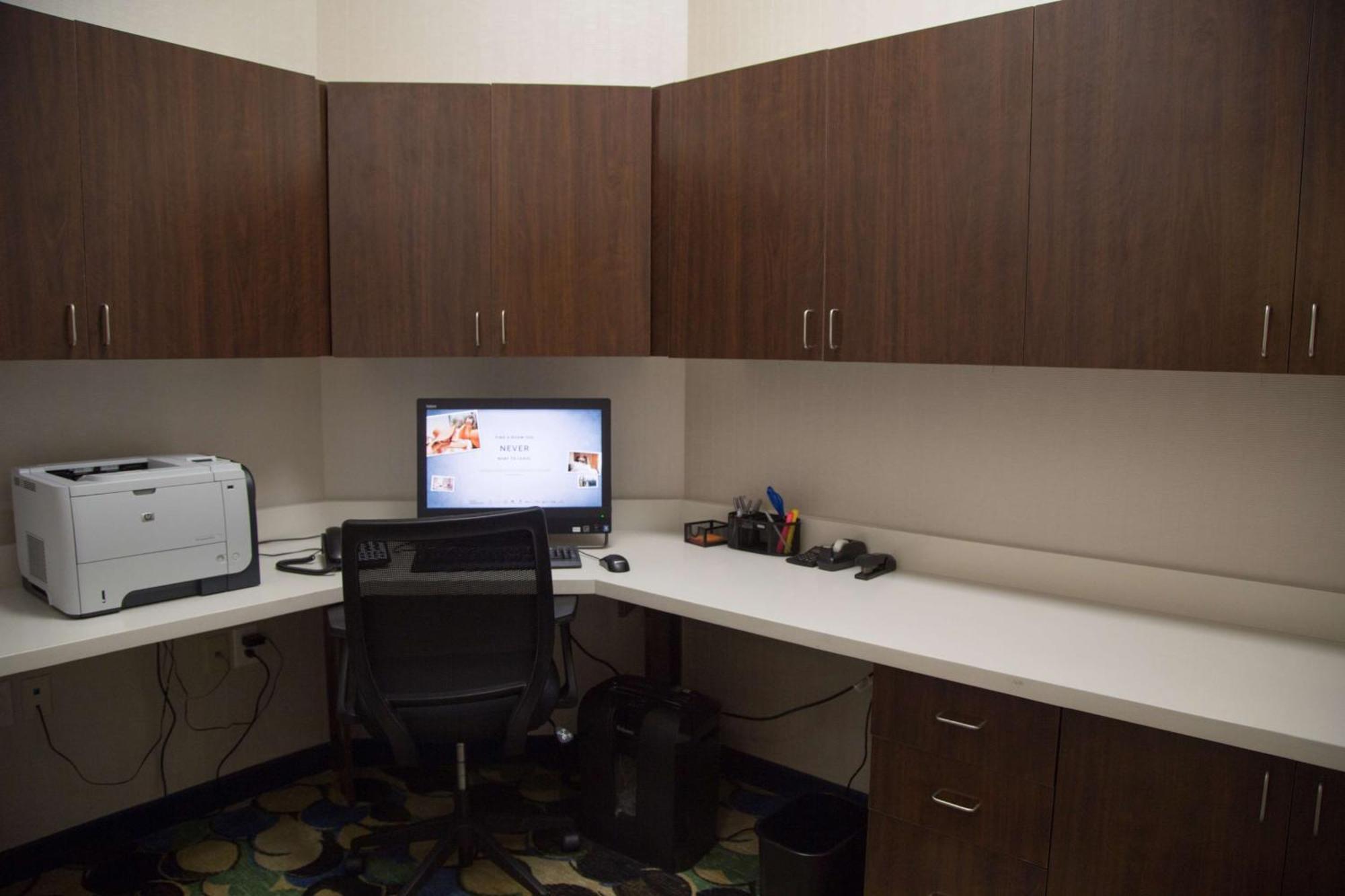 Hotel Hampton And By Hilton McKinney