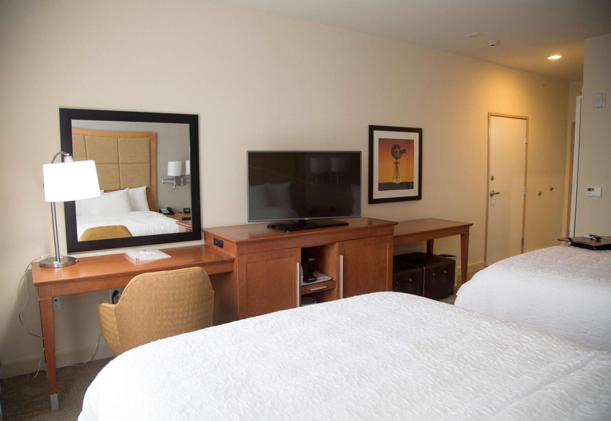Hampton And By Hilton 3*