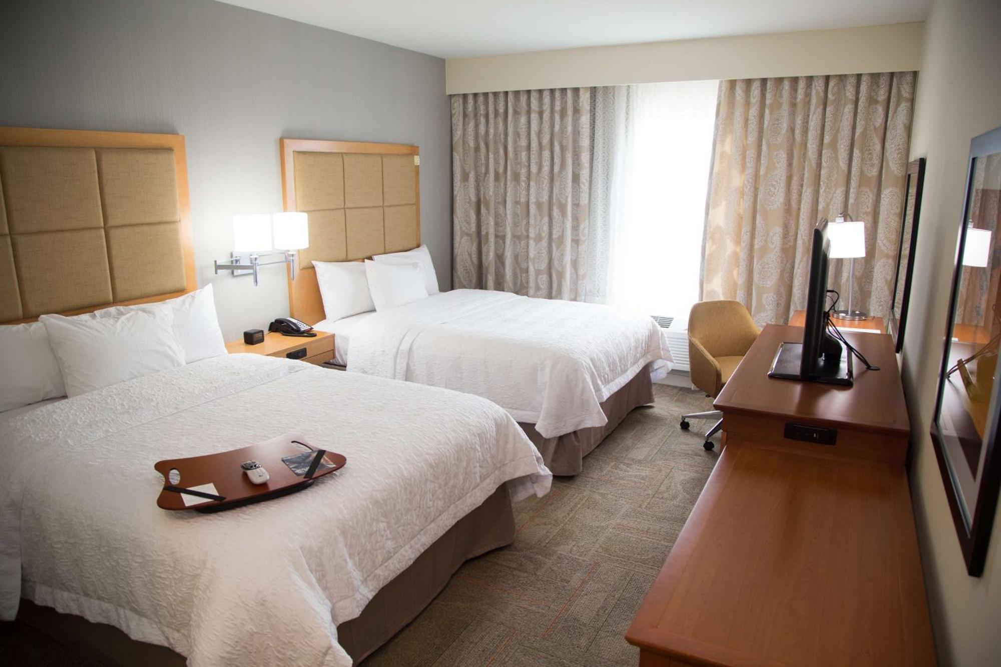Hotel Hampton And By Hilton